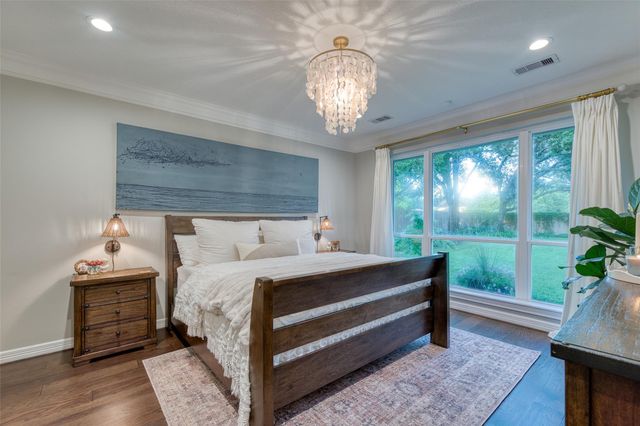 919 Old Valley Way, Houston, TX 77094