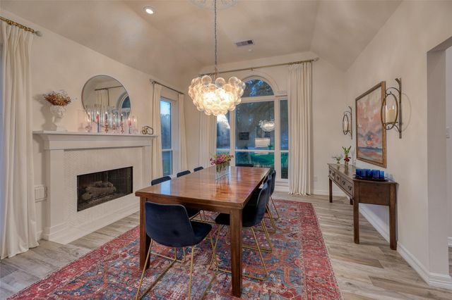 919 Old Valley Way, Houston, TX 77094