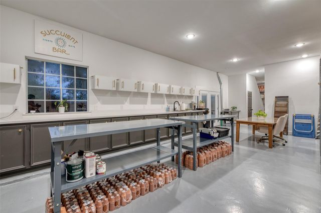 919 Old Valley Way, Houston, TX 77094
