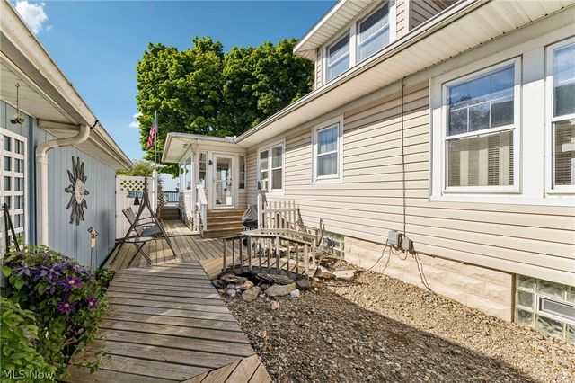 1611 E Erie Avenue, Lorain, OH 44052