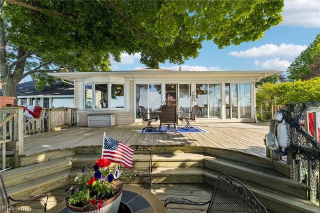 1611 E Erie Avenue, Lorain, OH 44052