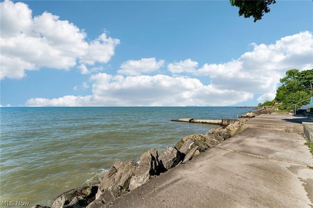 1611 E Erie Avenue, Lorain, OH 44052