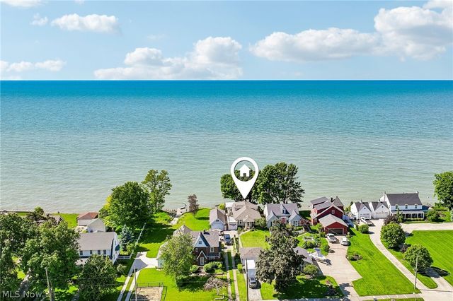 1611 E Erie Avenue, Lorain, OH 44052