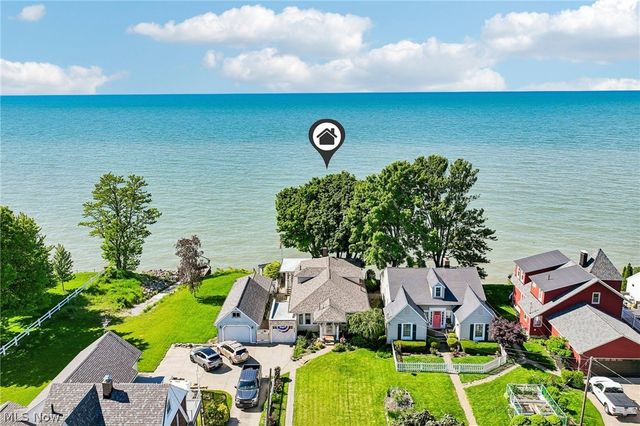 1611 E Erie Avenue, Lorain, OH 44052
