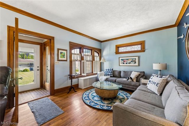 1611 E Erie Avenue, Lorain, OH 44052