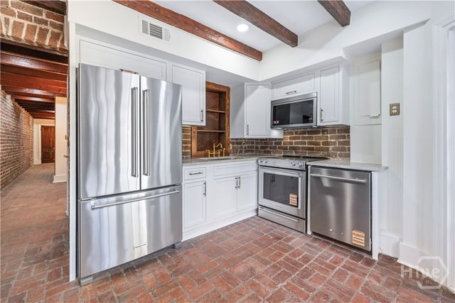 419 E Charlton Street, Savannah, GA 31401