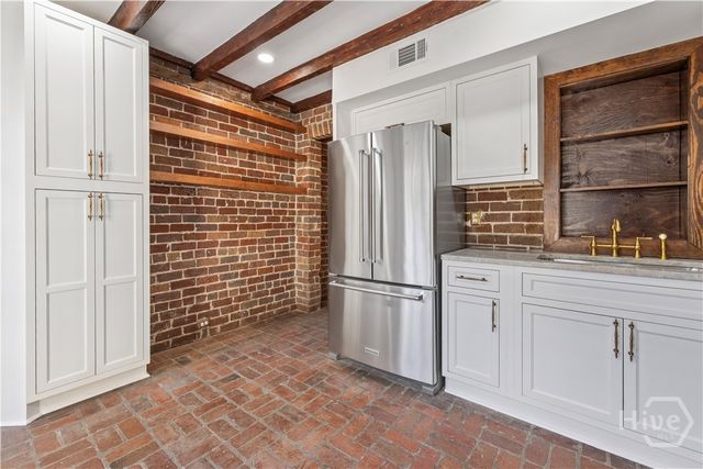 419 E Charlton Street, Savannah, GA 31401