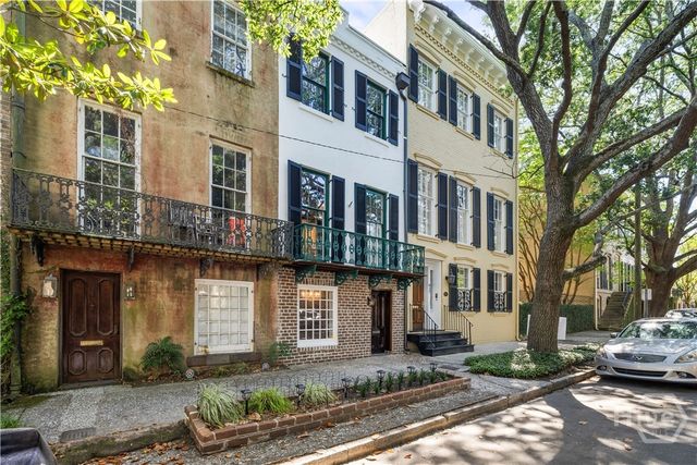 419 E Charlton Street, Savannah, GA 31401