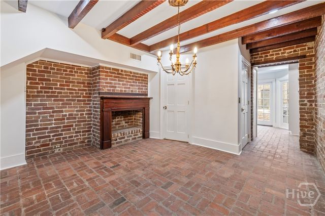 419 E Charlton Street, Savannah, GA 31401