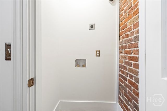 419 E Charlton Street, Savannah, GA 31401