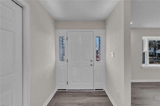 2300 Plantation DR, Virginia Beach, VA 23454