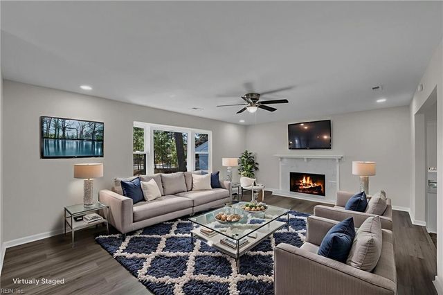 2300 Plantation DR, Virginia Beach, VA 23454