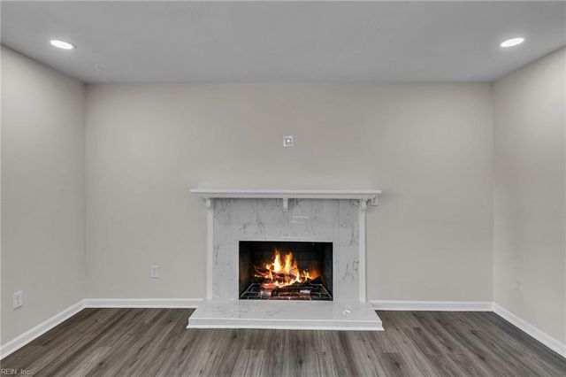 2300 Plantation DR, Virginia Beach, VA 23454