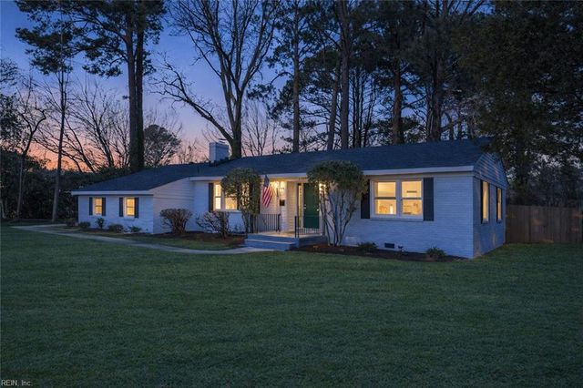 2300 Plantation DR, Virginia Beach, VA 23454