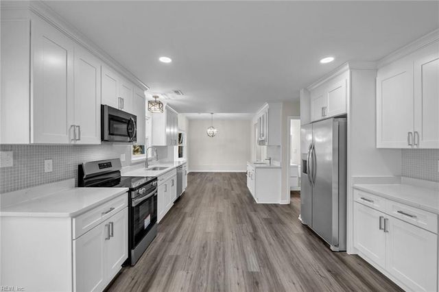 2300 Plantation DR, Virginia Beach, VA 23454