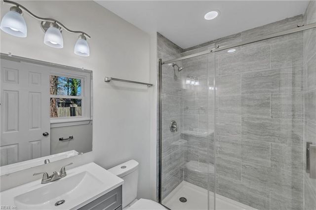 2300 Plantation DR, Virginia Beach, VA 23454