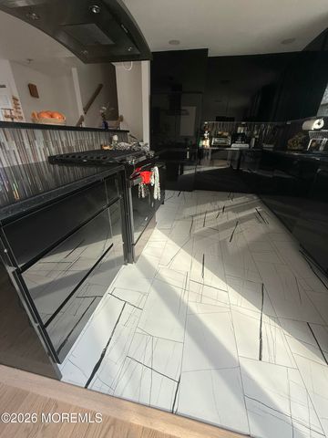 608 Carol Avenue, Oakhurst, NJ 07755