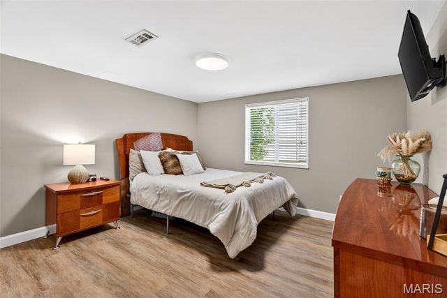 329 Kimberly Lane, St Peters, MO 63376