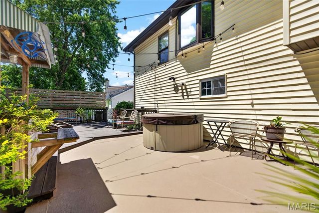 329 Kimberly Lane, St Peters, MO 63376
