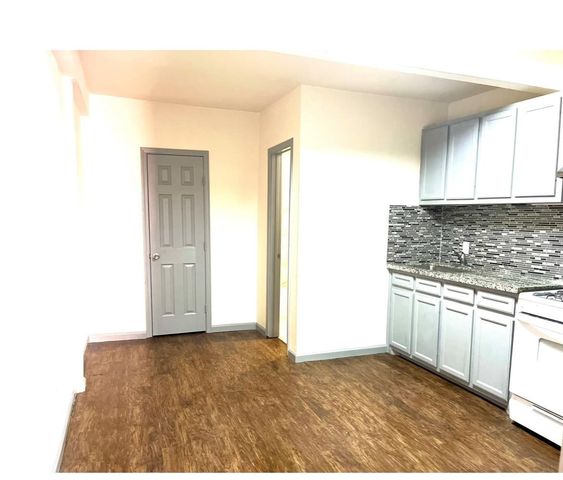 6101 Hirsch Road, Houston, TX 77026