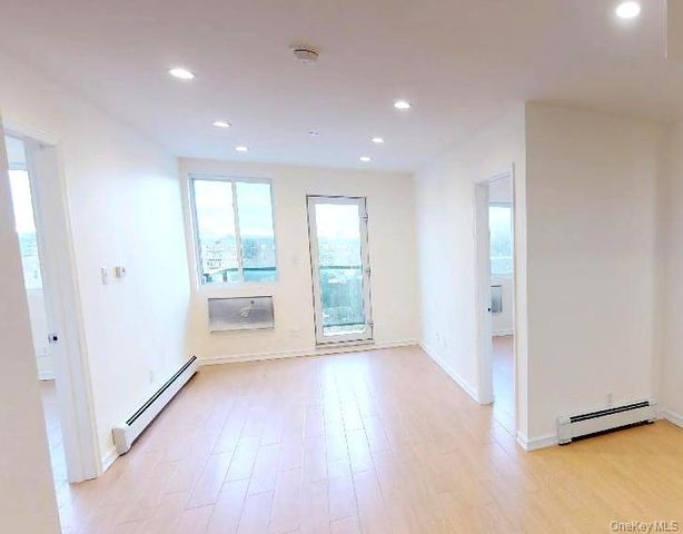 67-19 Austin Street 6A, Forest Hills, NY 11375