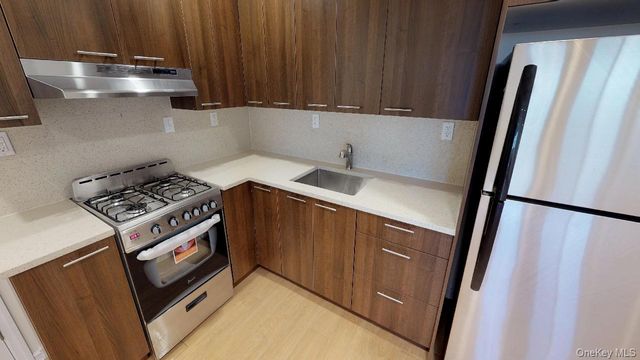 67-19 Austin Street 6A, Forest Hills, NY 11375