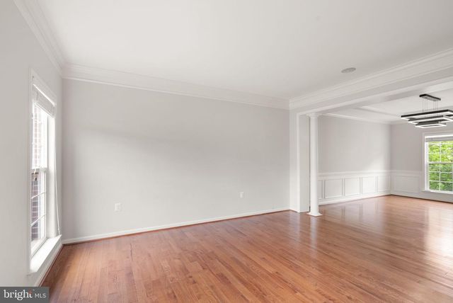 175 ALPINE DR SE, Leesburg, VA 20175