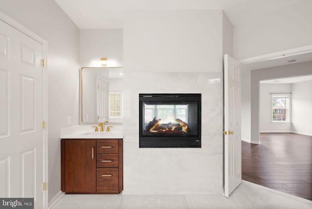 175 ALPINE DR SE, Leesburg, VA 20175
