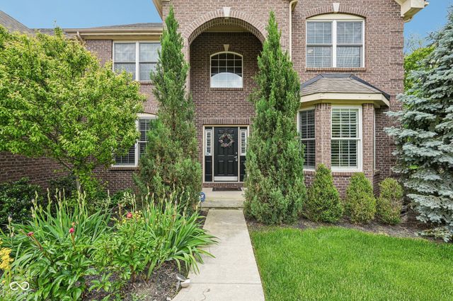 6677 W May Apple Drive, Mccordsville, IN 46055