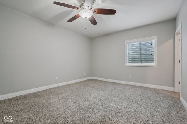 6677 W May Apple Drive, Mccordsville, IN 46055