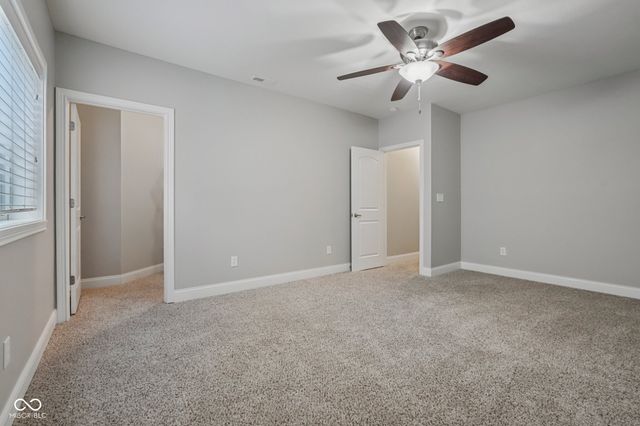 6677 W May Apple Drive, Mccordsville, IN 46055