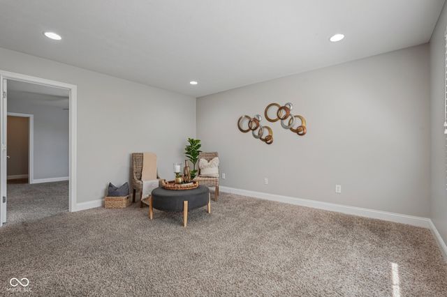6677 W May Apple Drive, Mccordsville, IN 46055