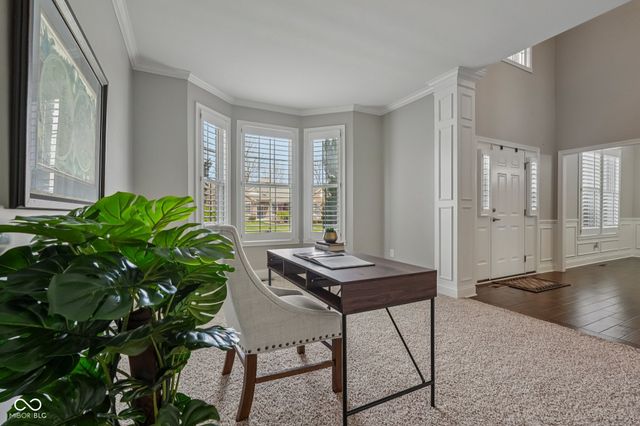 6677 W May Apple Drive, Mccordsville, IN 46055