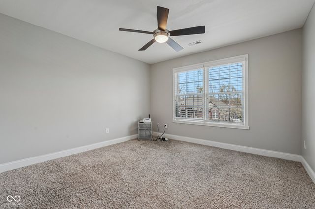 6677 W May Apple Drive, Mccordsville, IN 46055