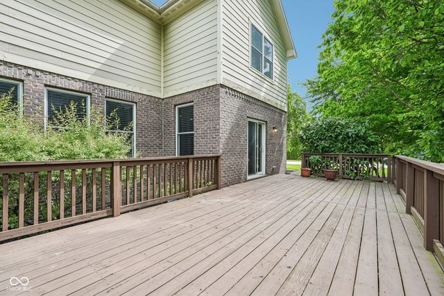 6677 W May Apple Drive, Mccordsville, IN 46055