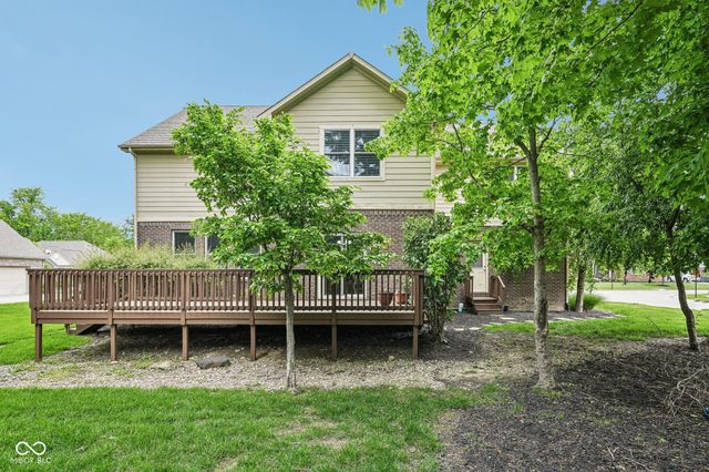 6677 W May Apple Drive, Mccordsville, IN 46055