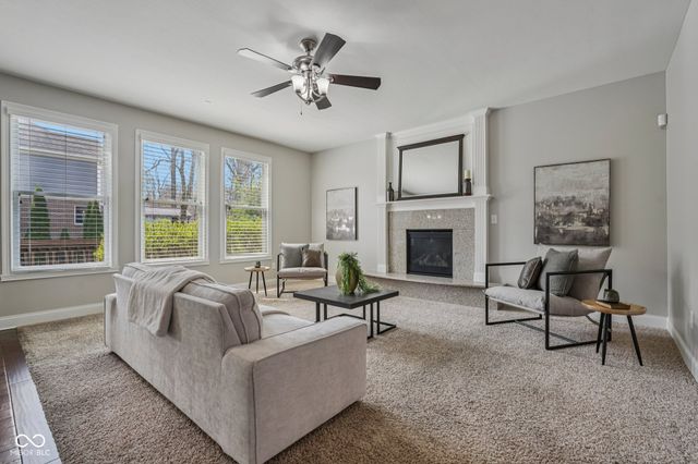 6677 W May Apple Drive, Mccordsville, IN 46055