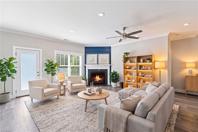 78 Robinhood Circle, Winston-salem, NC 27106