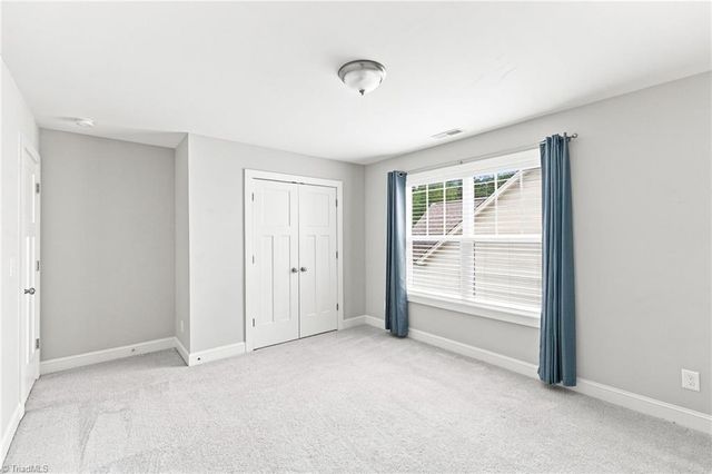 78 Robinhood Circle, Winston-salem, NC 27106