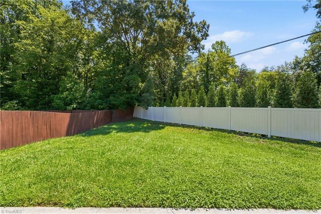 78 Robinhood Circle, Winston-salem, NC 27106