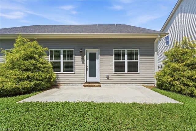 78 Robinhood Circle, Winston-salem, NC 27106