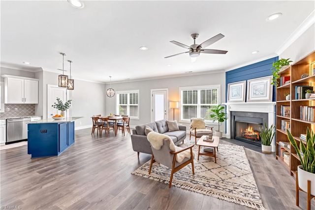 78 Robinhood Circle, Winston-salem, NC 27106