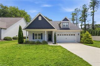 78 Robinhood Circle, Winston-salem, NC 27106