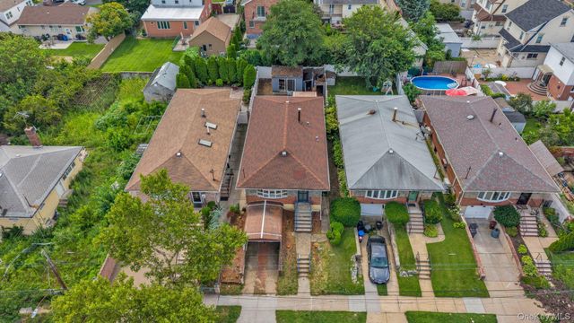 15018 8th Avenue, Whitestone, NY 11357
