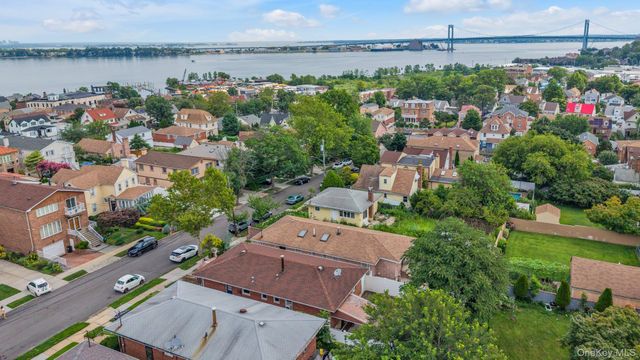 15018 8th Avenue, Whitestone, NY 11357