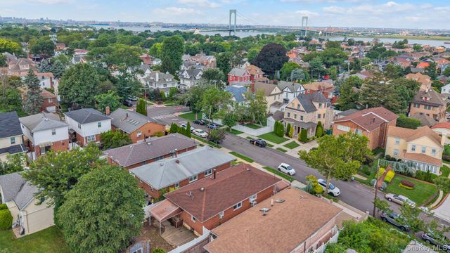 15018 8th Avenue, Whitestone, NY 11357
