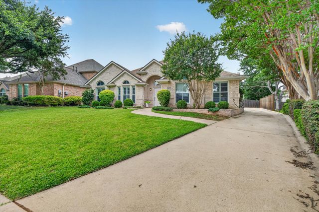 2625 Juniper Lane, Grapevine, TX 76051