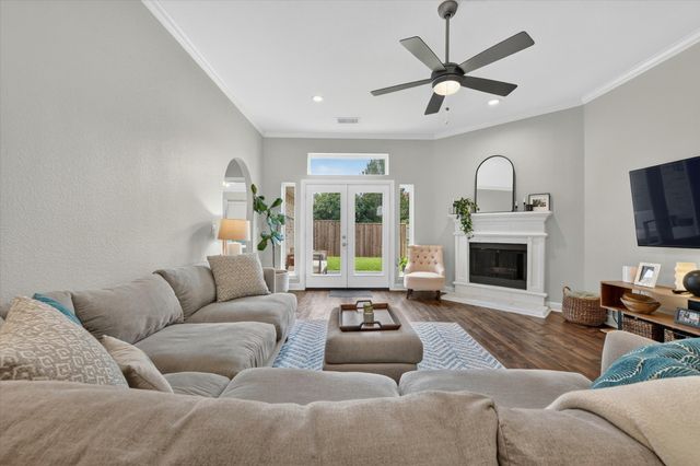 2625 Juniper Lane, Grapevine, TX 76051