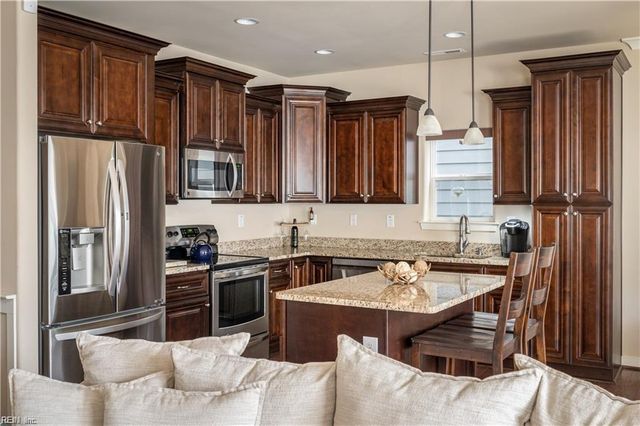 225 Floridays WAY, Virginia Beach, VA 23452