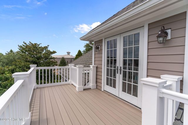 1104 Shelter Cove Place, Wilmington, NC 28405